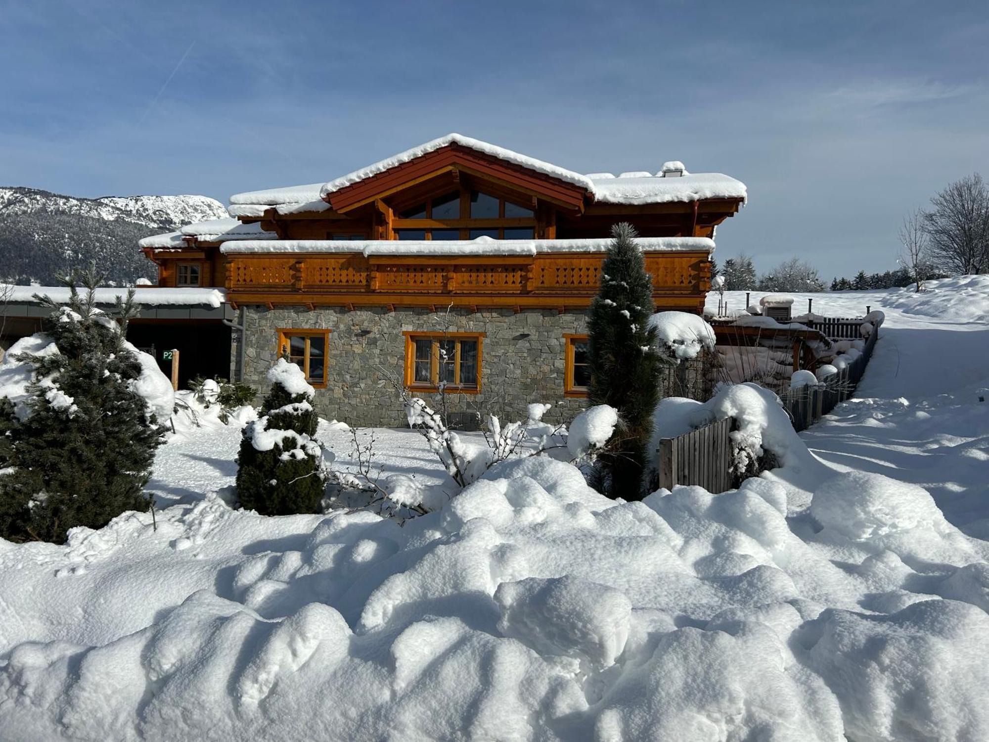 Appartementhaus Alma Ngoại thất bức ảnh