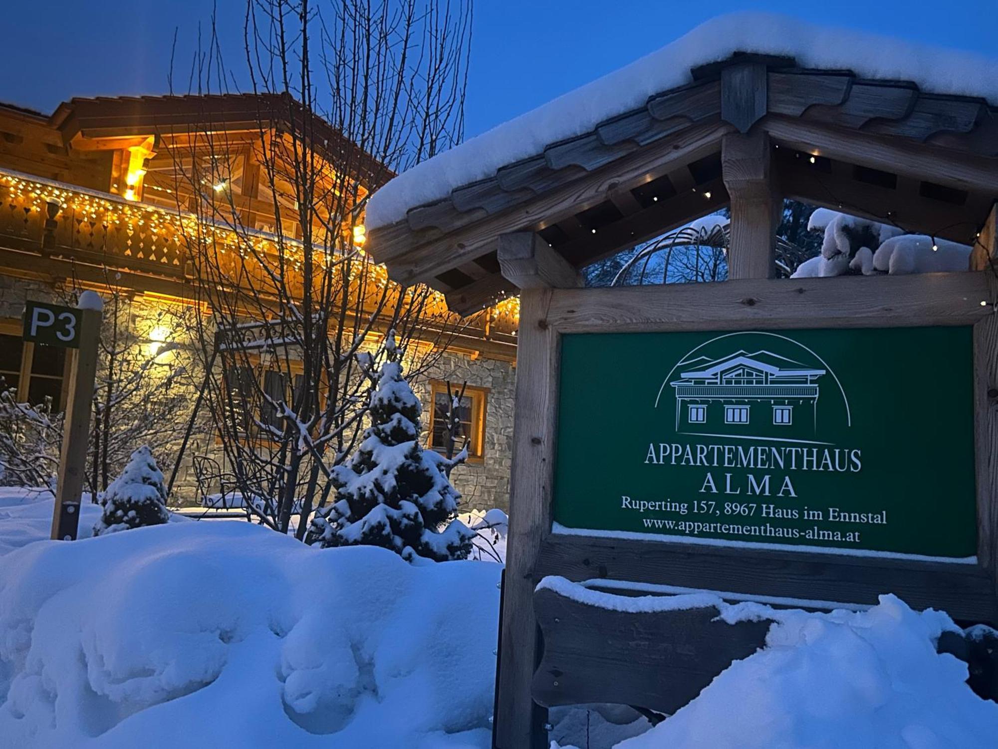 Appartementhaus Alma Ngoại thất bức ảnh