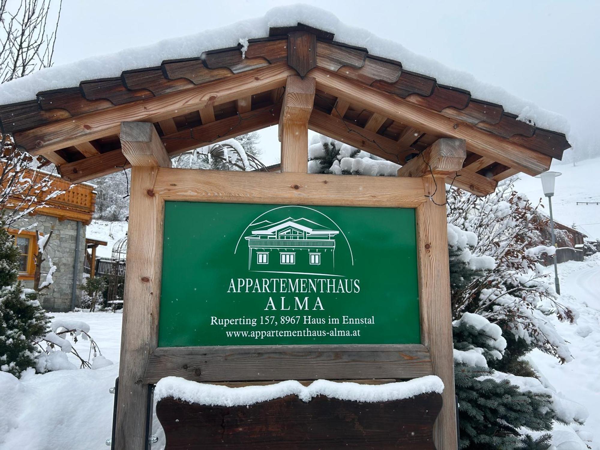 Appartementhaus Alma Ngoại thất bức ảnh